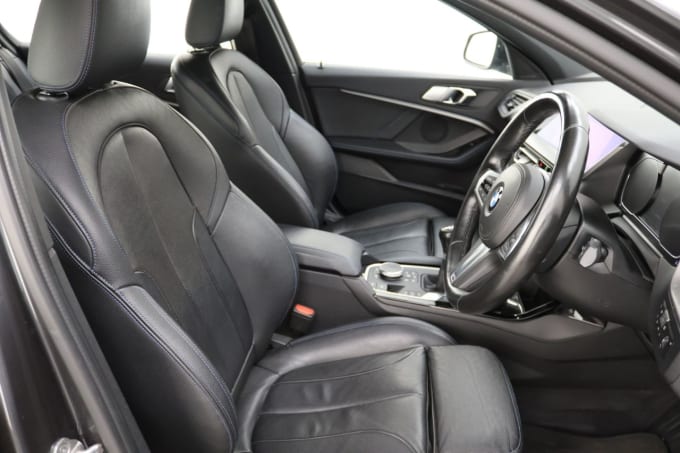 2025 BMW 1 Series
