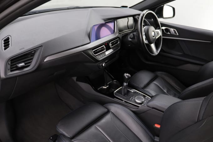 2025 BMW 1 Series