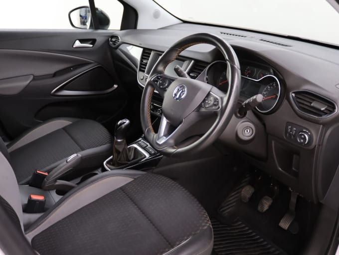 2025 Vauxhall Crossland X