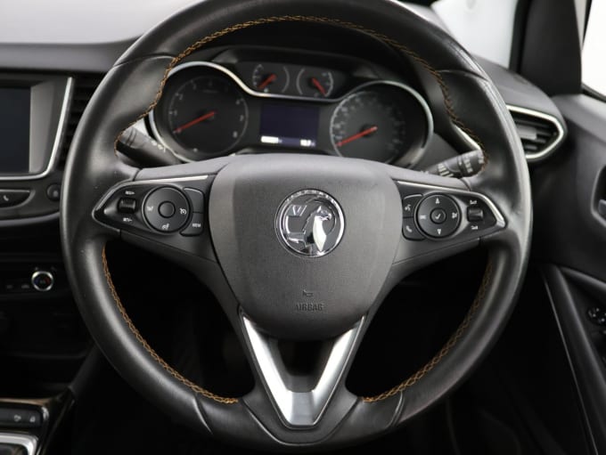 2025 Vauxhall Crossland X