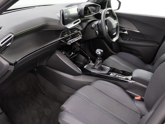 2025 Peugeot 2008