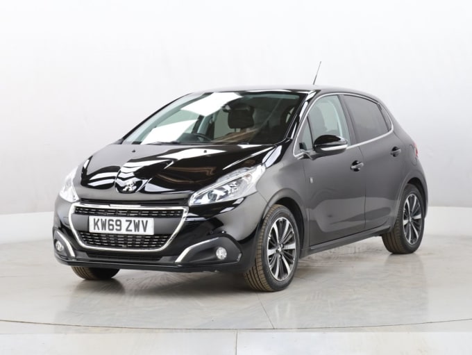 2025 Peugeot 208