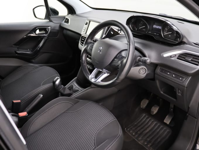2025 Peugeot 208