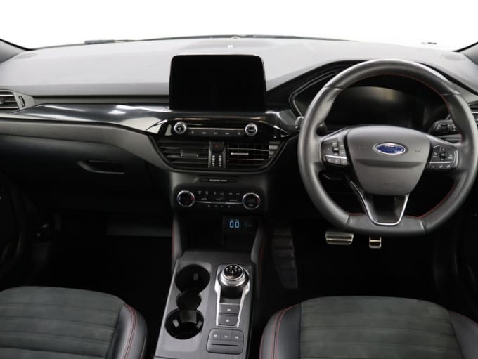 2025 Ford Kuga