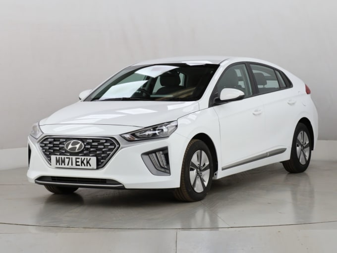 2025 Hyundai Ioniq