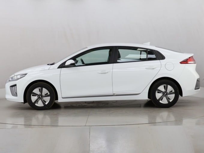 2025 Hyundai Ioniq