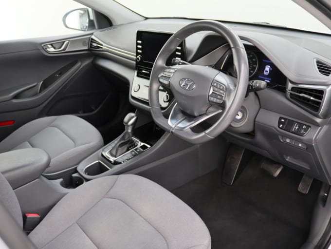 2025 Hyundai Ioniq