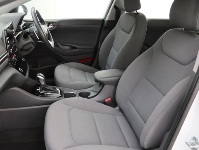 2025 Hyundai Ioniq