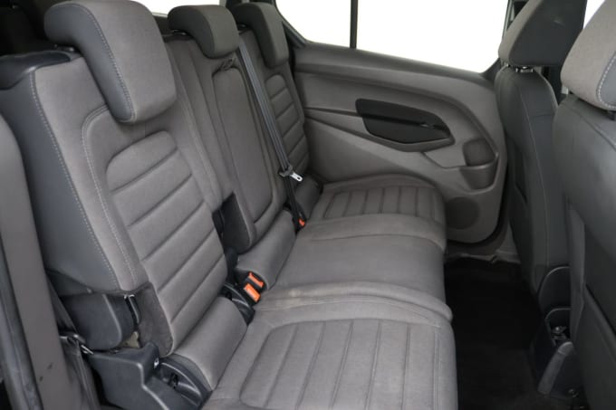 2025 Ford Grand Tourneo Connect
