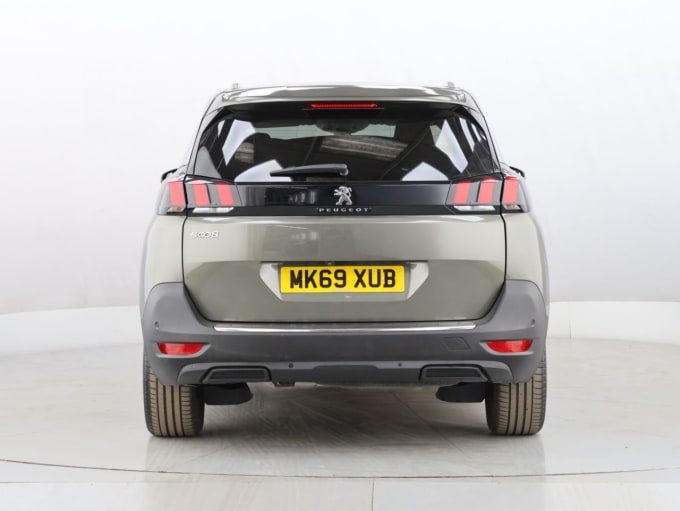 2025 Peugeot 5008