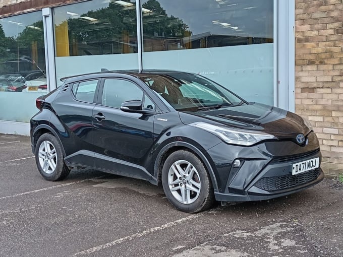 2025 Toyota C-hr