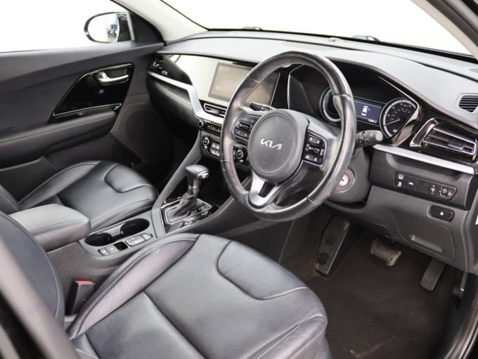 2025 Kia Niro