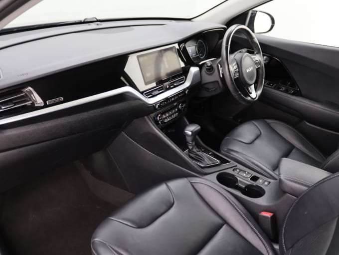 2025 Kia Niro