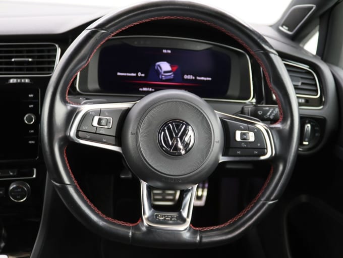 2025 Volkswagen Golf