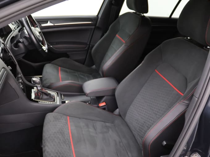 2025 Volkswagen Golf