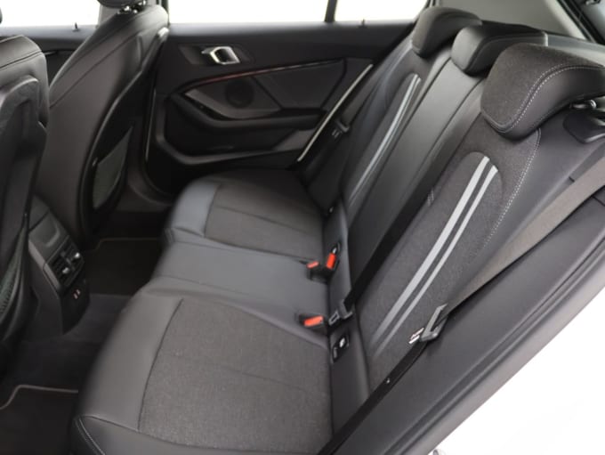 2025 BMW 1 Series