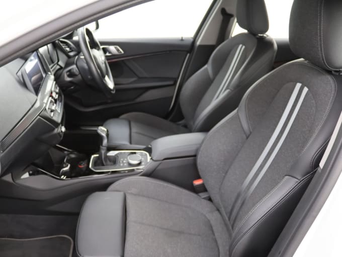 2025 BMW 1 Series