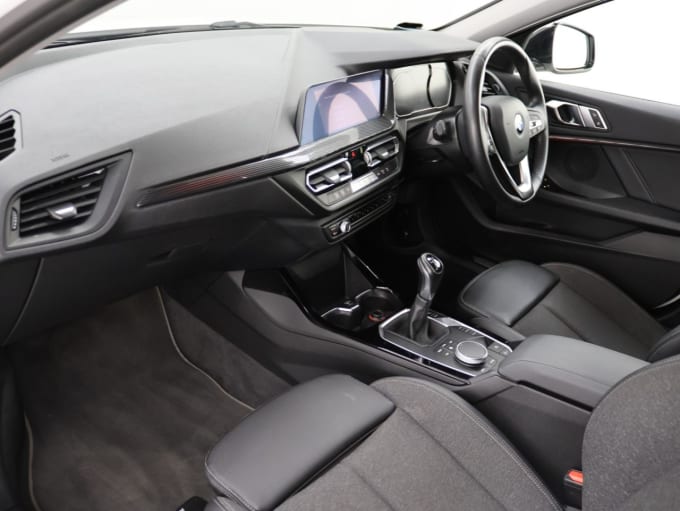 2025 BMW 1 Series