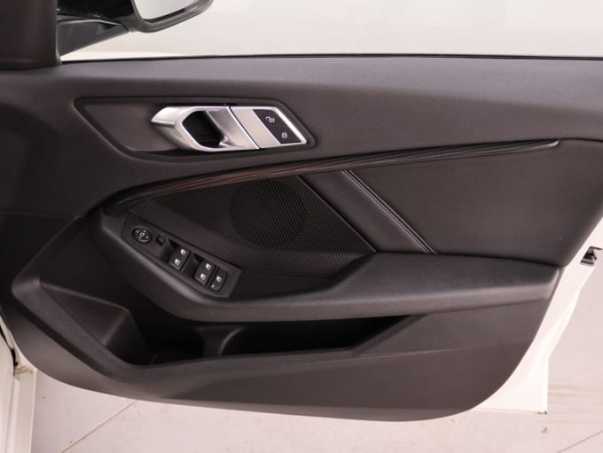 2025 BMW 1 Series