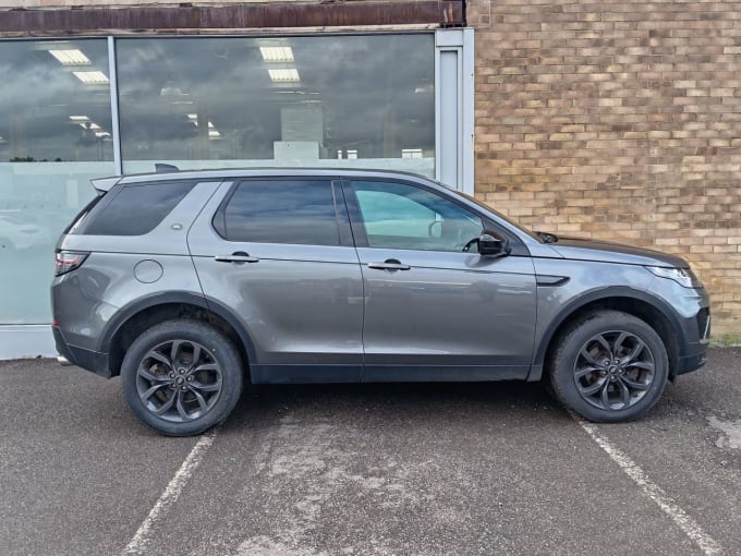 2025 Land Rover Discovery Sport