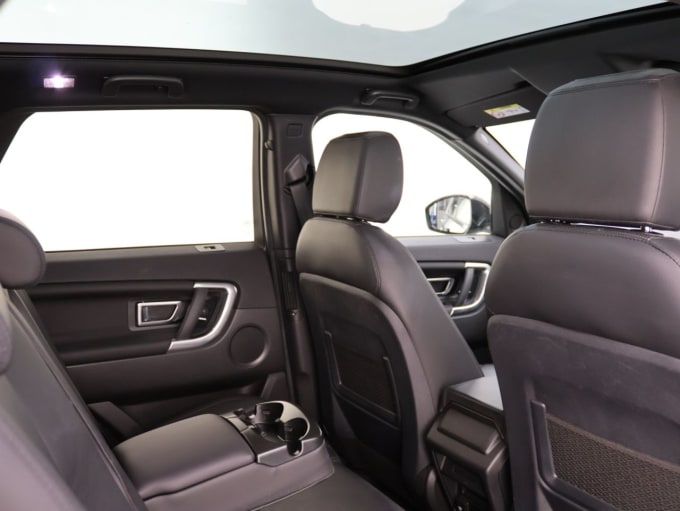 2025 Land Rover Discovery Sport