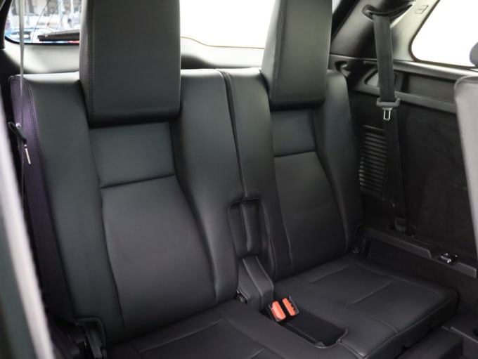 2025 Land Rover Discovery Sport