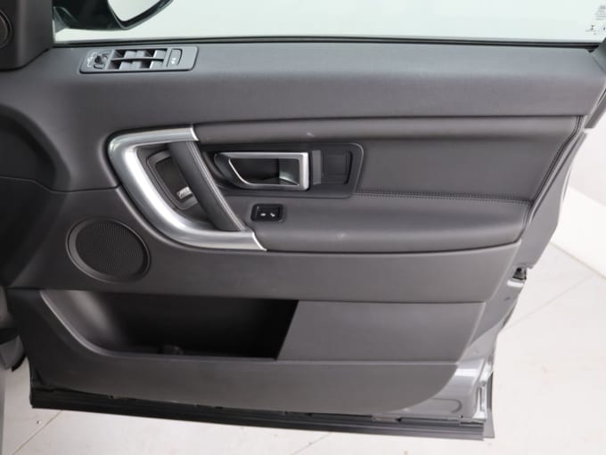 2025 Land Rover Discovery Sport