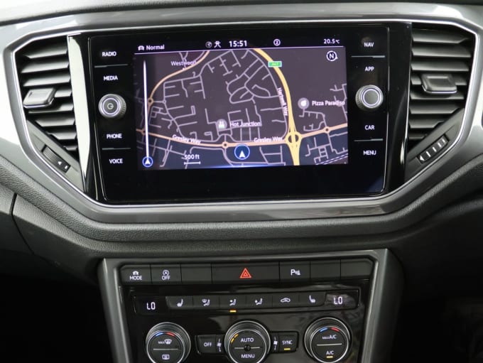 2025 Volkswagen T-roc