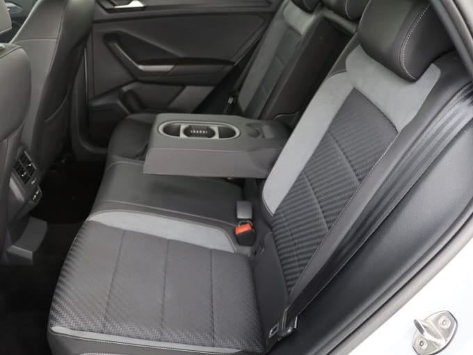 2025 Volkswagen T-roc