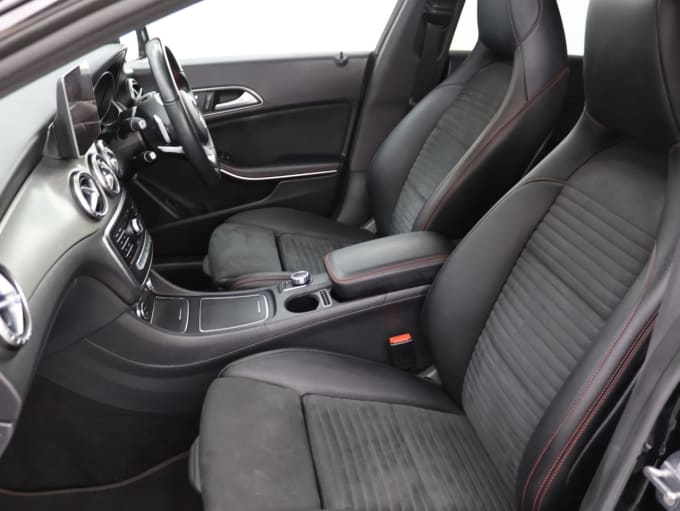 2025 Mercedes-benz Cla