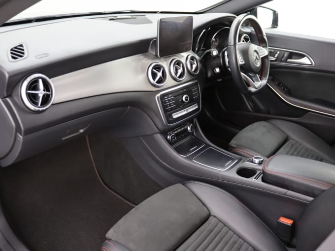2025 Mercedes-benz Cla