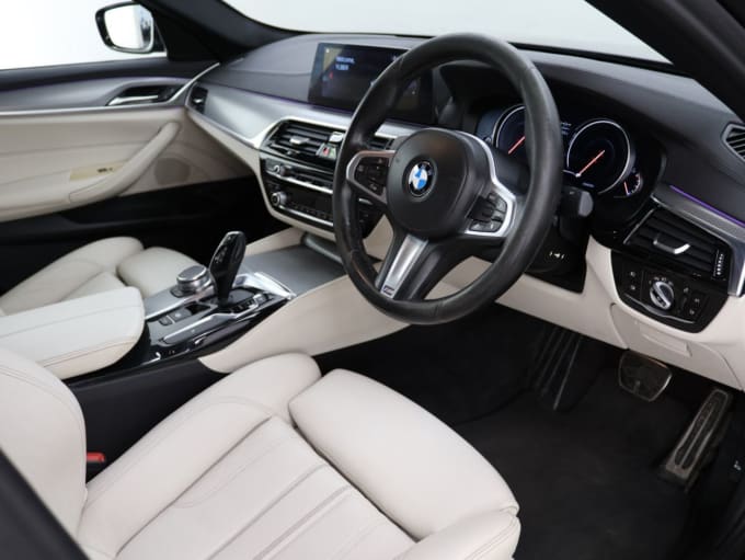 2025 BMW 5 Series