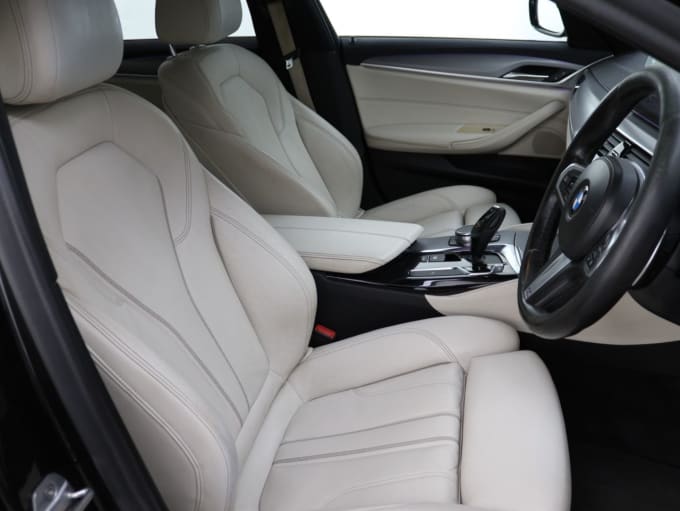 2025 BMW 5 Series