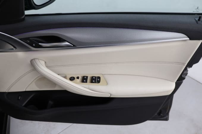 2025 BMW 5 Series