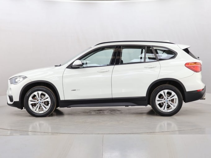 2025 BMW X1