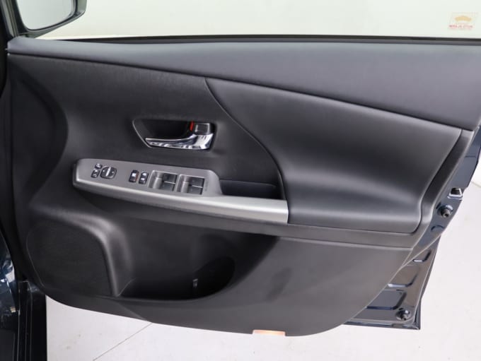 2025 Toyota Prius+