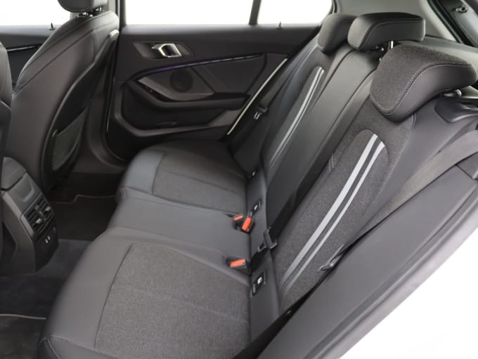 2025 BMW 1 Series