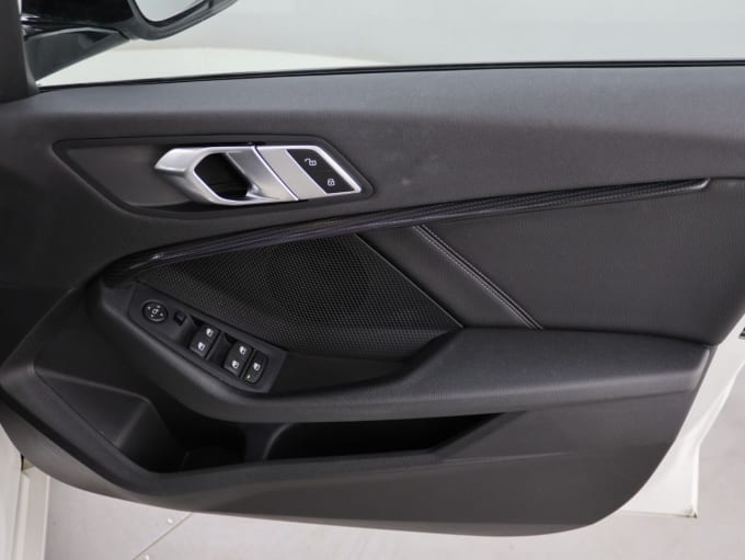 2025 BMW 1 Series