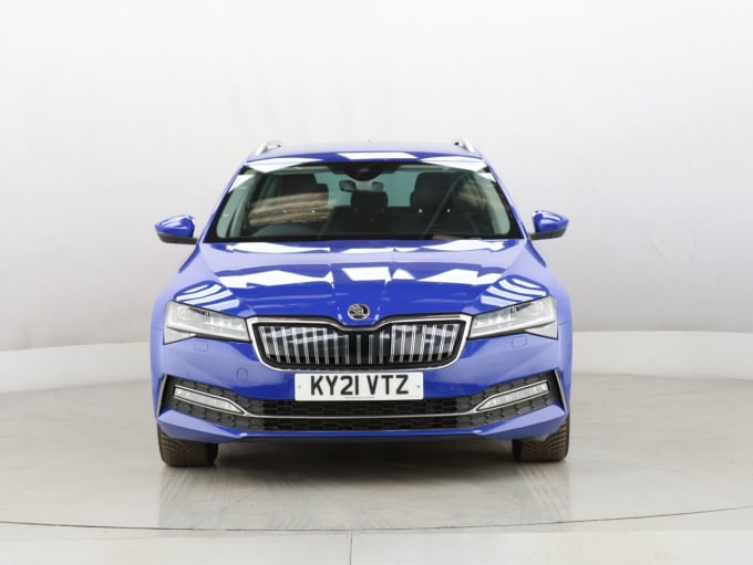 2025 Skoda Superb