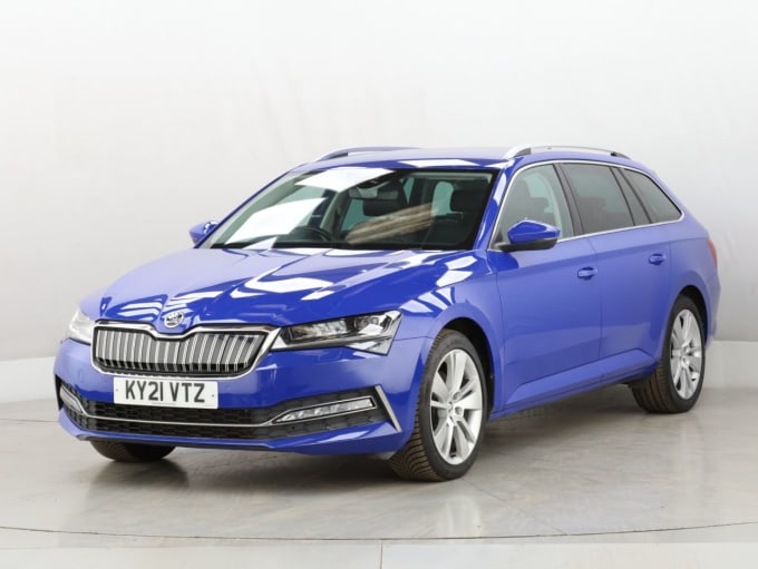2025 Skoda Superb