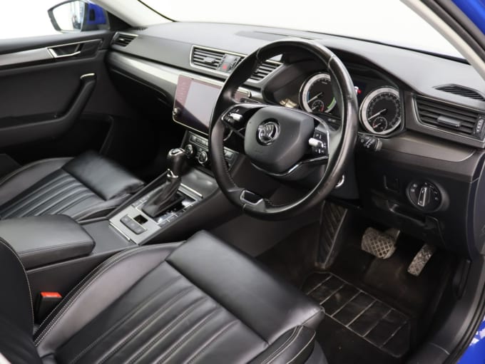 2025 Skoda Superb