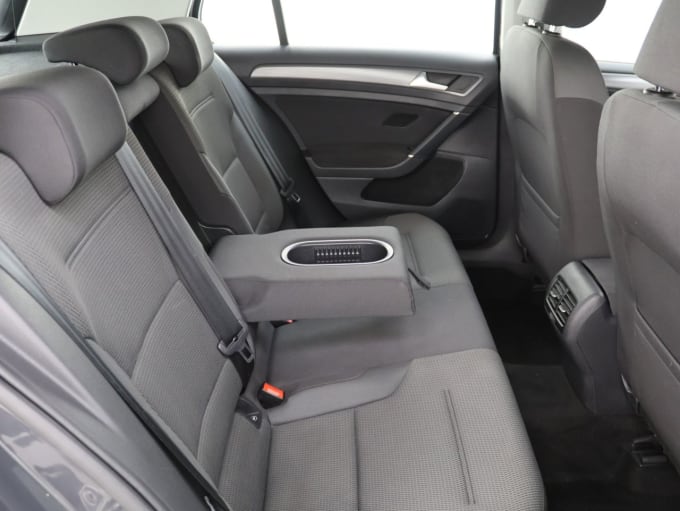 2025 Volkswagen E-golf