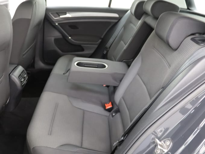 2025 Volkswagen E-golf