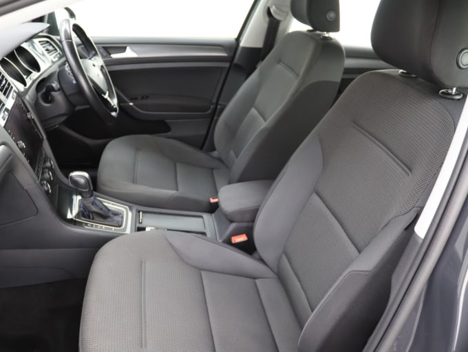 2025 Volkswagen E-golf