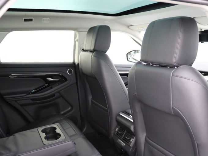 2025 Land Rover Range Rover Evoque