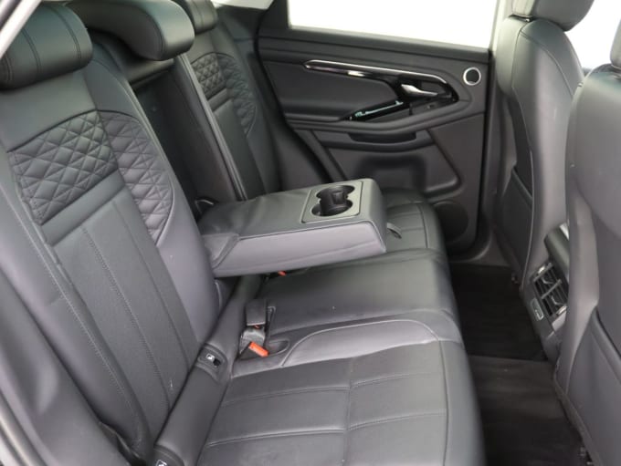 2025 Land Rover Range Rover Evoque