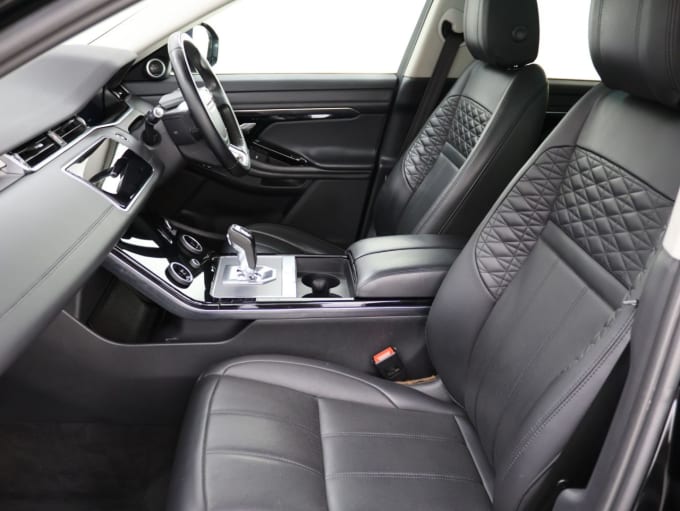2025 Land Rover Range Rover Evoque