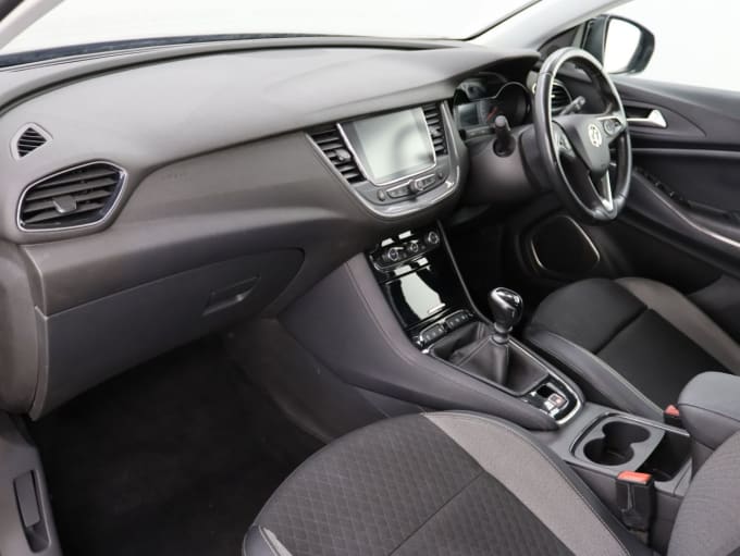 2025 Vauxhall Grandland X