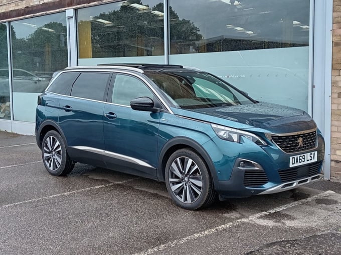 2025 Peugeot 5008