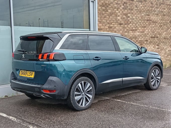 2025 Peugeot 5008
